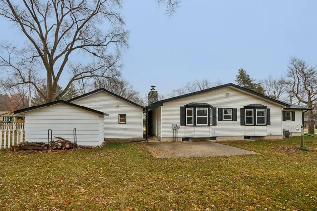 $374,500 | 223 South Sherman Street, Eagle, WI 53119