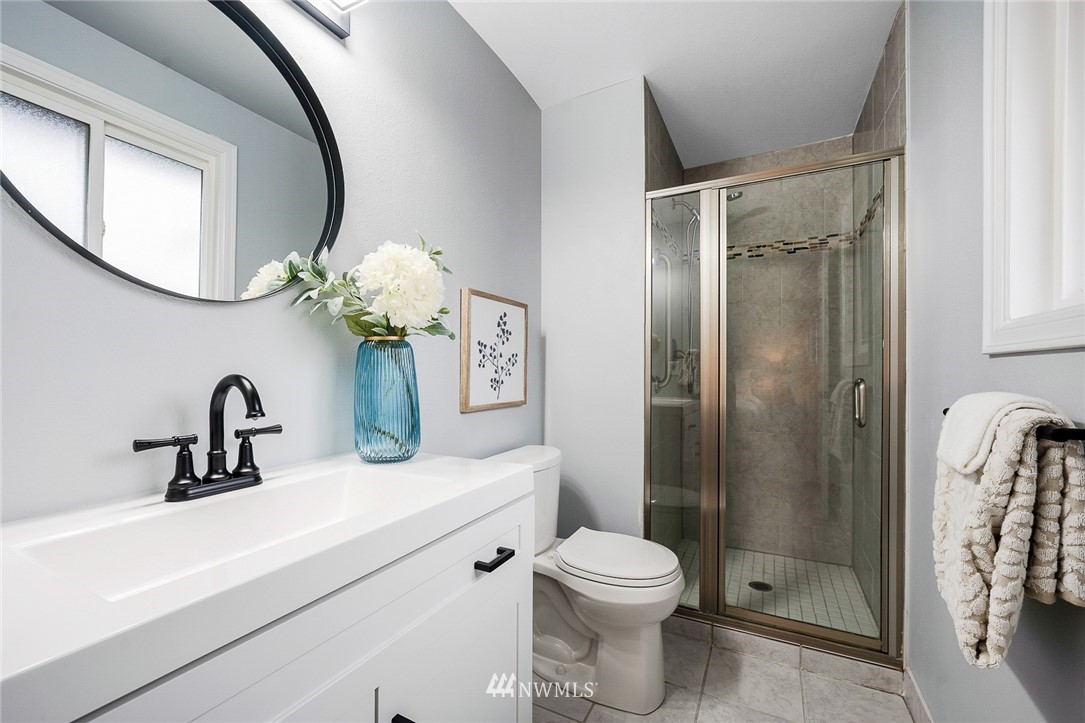 11918 Northeast 159th Street Bothell, WA 98011 - Photo 16 of 30 Gallery Image 16