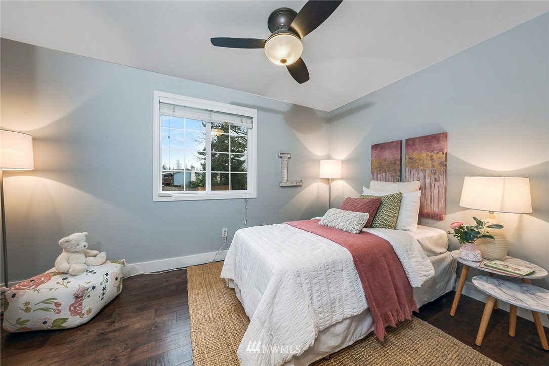 11918 Northeast 159th Street Bothell, WA 98011 - Photo 19 of 30 Gallery Image 19