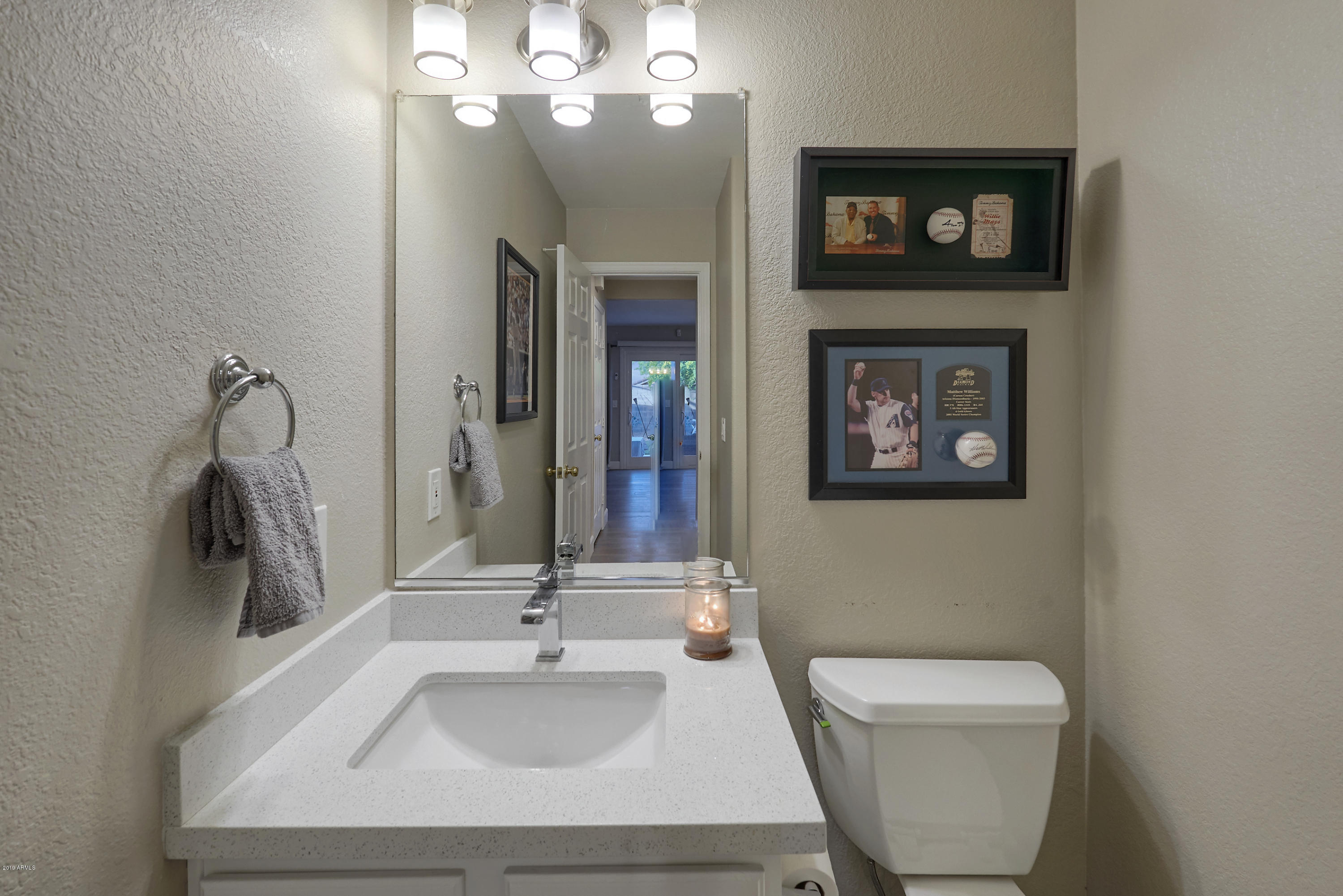 5125 East Peak View Road Cave Creek, AZ 85331 - Photo 14 of 31 Powder room