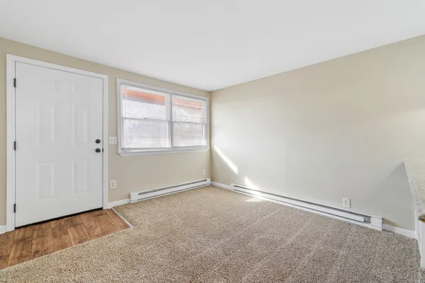 $700 | 431 North 1st Street, Clarksville, TN 37040