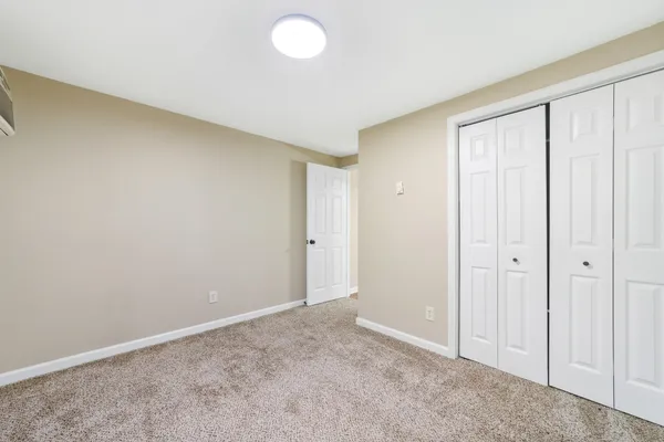 $725 | 431 North 1st Street, Clarksville, TN 37040