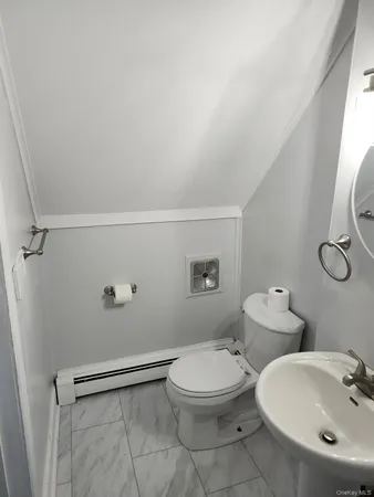 $1,750 | 165 South Cross Road, Unit 3, Staatsburg, NY 12580