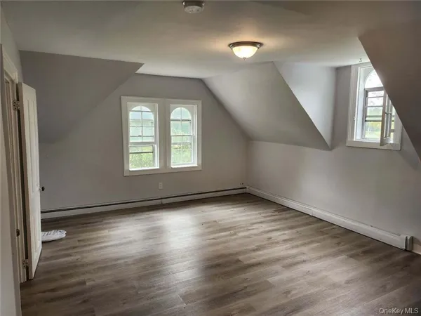 $1,750 | 165 South Cross Road, Unit 3, Staatsburg, NY 12580