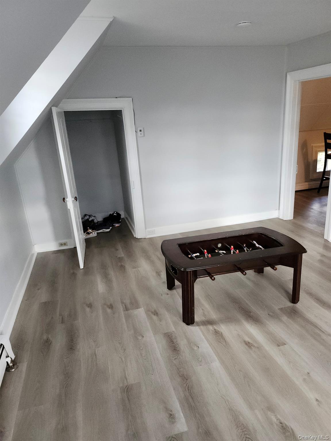 165 South Cross Road, Unit 3 Staatsburg, NY 12580 - Photo 6 of 15 a room with table tennis table