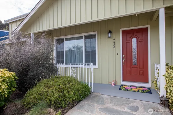 $719,000 | 4020 North Vassault Street, Tacoma, WA 98407
