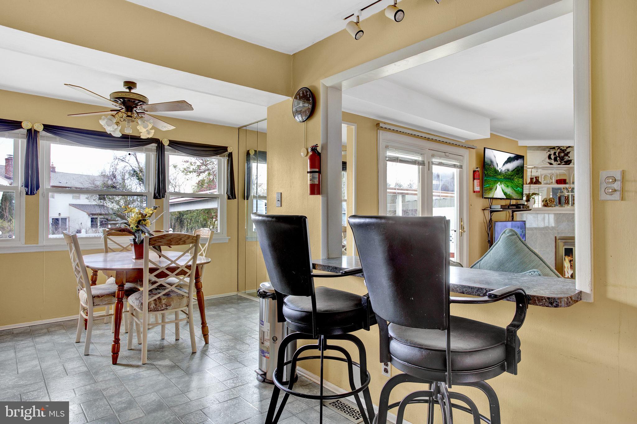 100 Hooton Road Mount Laurel, NJ 08054 - Photo 12 of 25 Kitchen