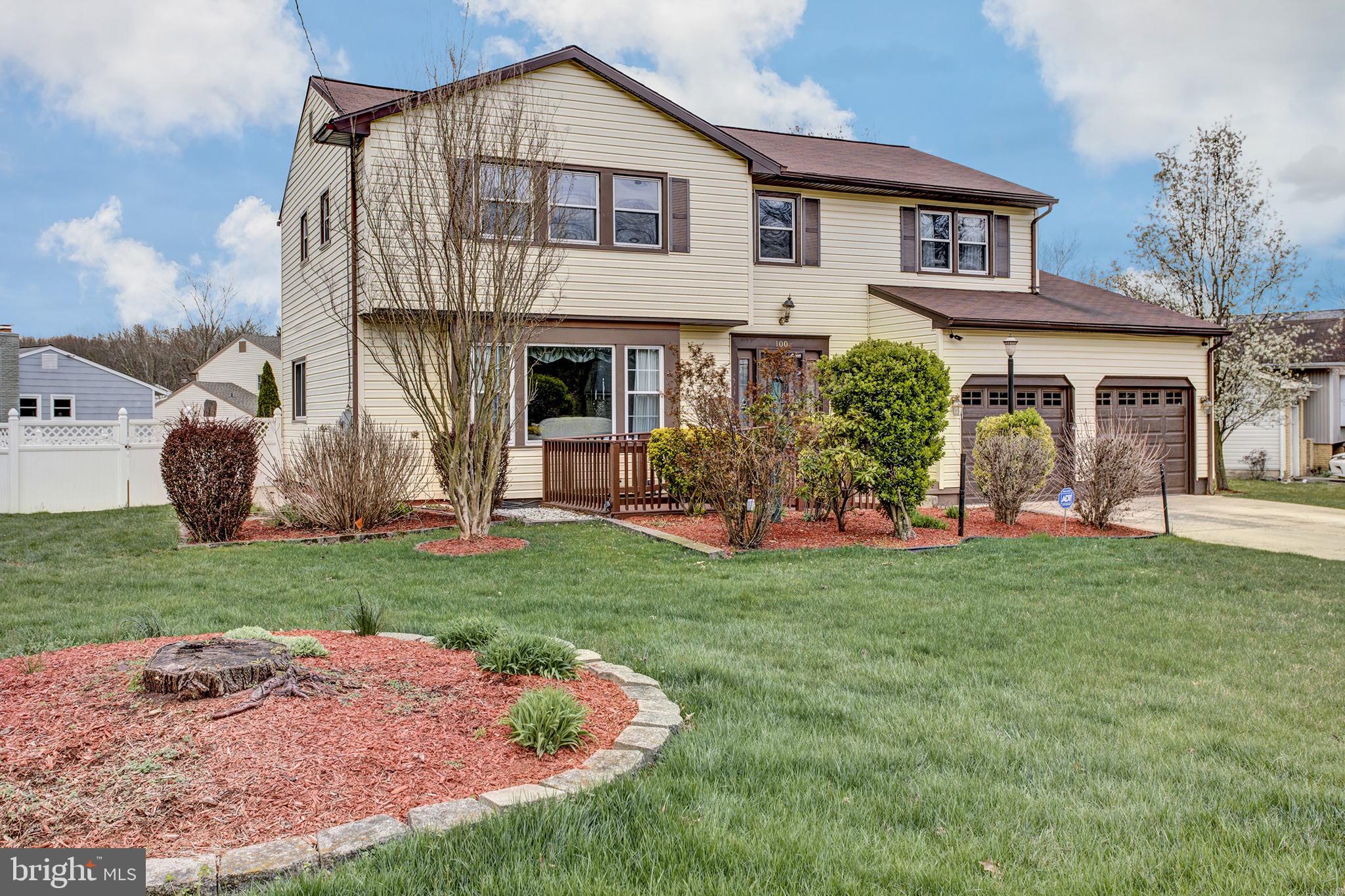100 Hooton Road Mount Laurel, NJ 08054 - Photo 3 of 25 Front
