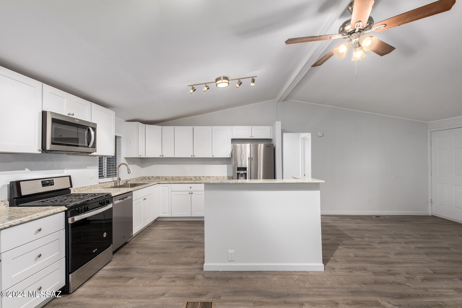 7130 North Sandario Road Tucson, AZ 85743 - Photo 14 of 38 Gallery Image 14