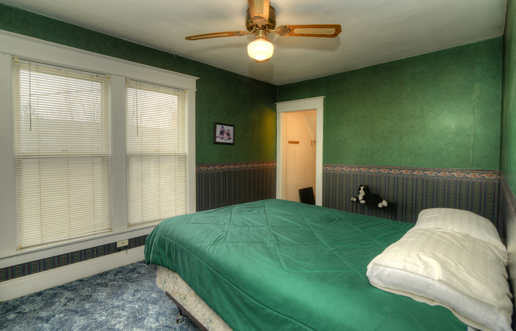 564 North Spring Street Elgin, IL 60120 - Photo 16 of 27 a bedroom with bed and window