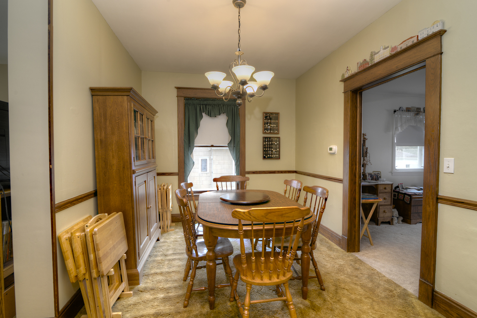 564 North Spring Street Elgin, IL 60120 - Photo 7 of 27 a dining room with furniture and window