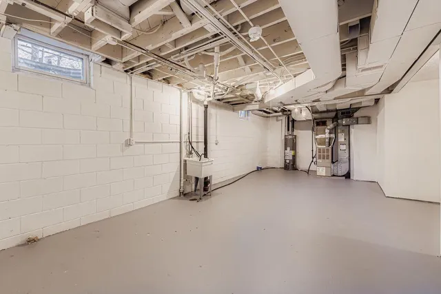 $270,000 | 2293 7th Avenue East, North St. Paul, MN 55109