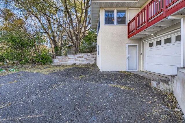 $270,000 | 2293 7th Avenue East, North St. Paul, MN 55109