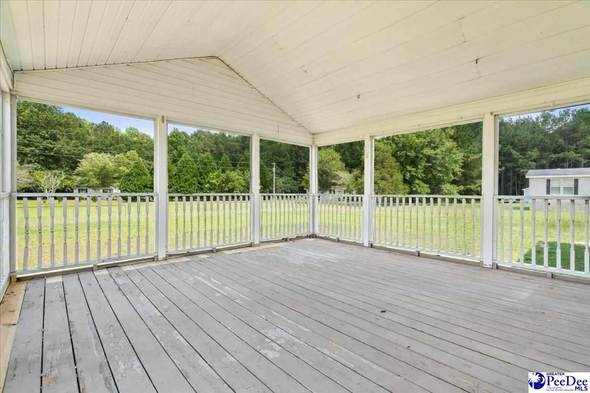 1821 Guitar Road Timmonsville, SC 29161 - Photo 3 of 39 Gallery Image 3