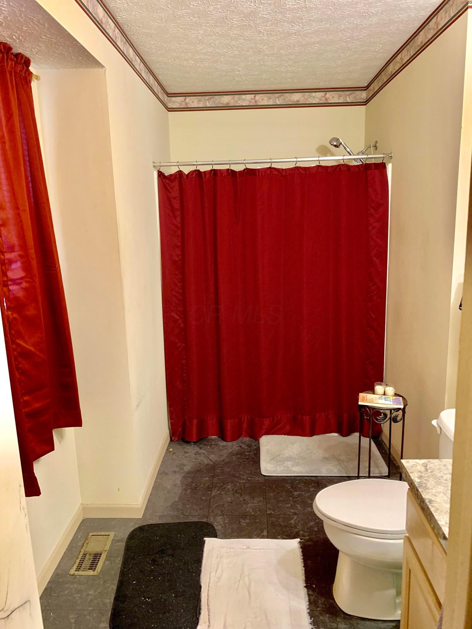 2885 Barrows Road Columbus, OH 43232 - Photo 8 of 16 Gallery Image 8