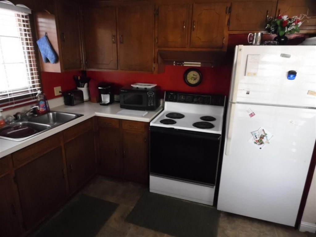 227 Old Seneca Road Westminster, SC 29693 - Photo 15 of 20 Gallery Image 15