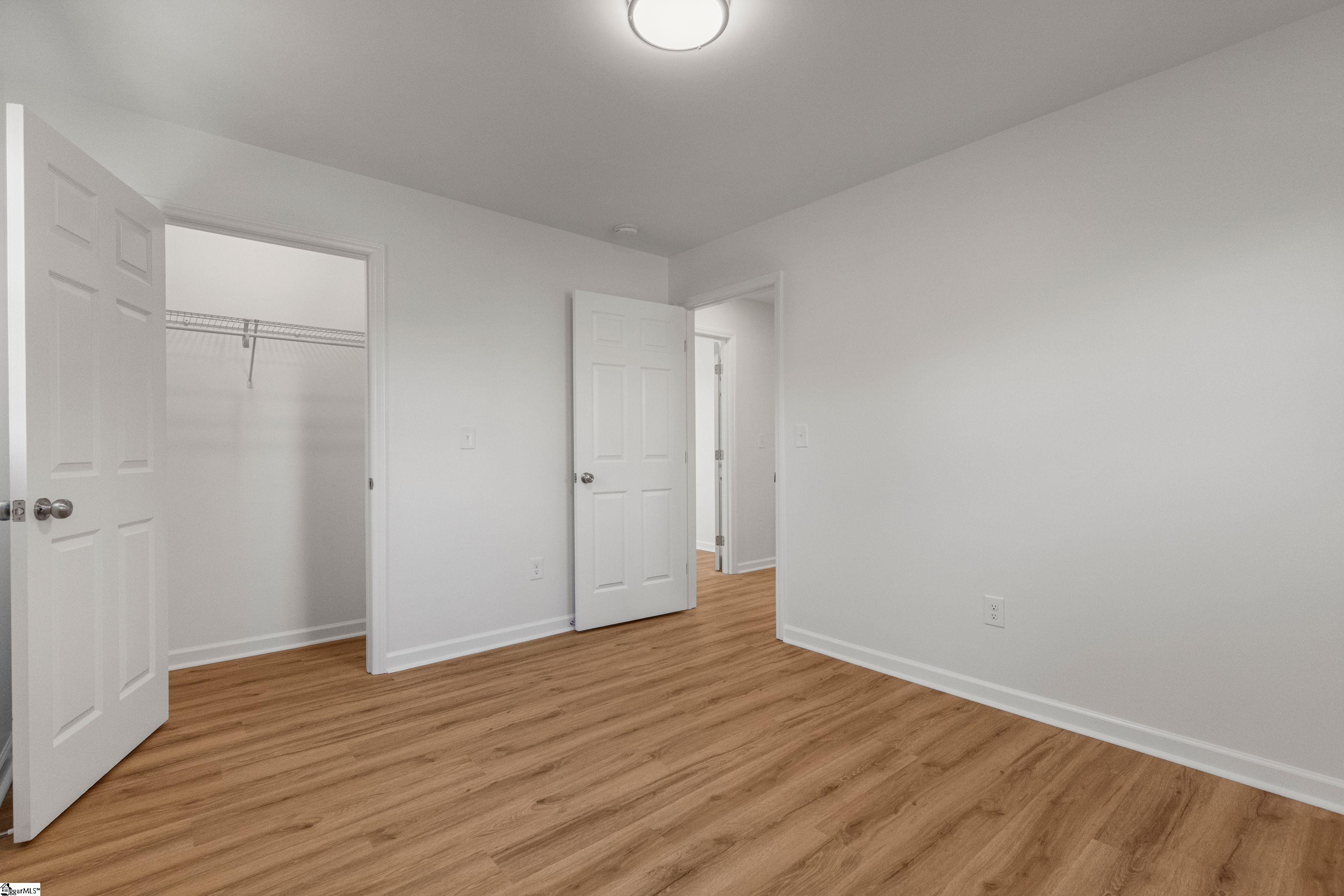 805 East Florida Street Clinton, SC 29325 - Photo 23 of 42