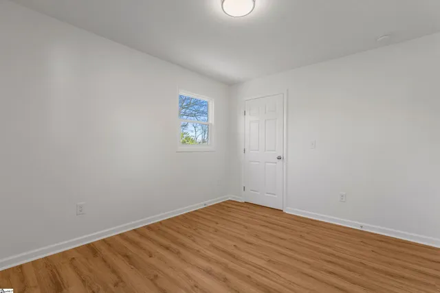 $199,900 | 805 East Florida Street, Clinton, SC 29325