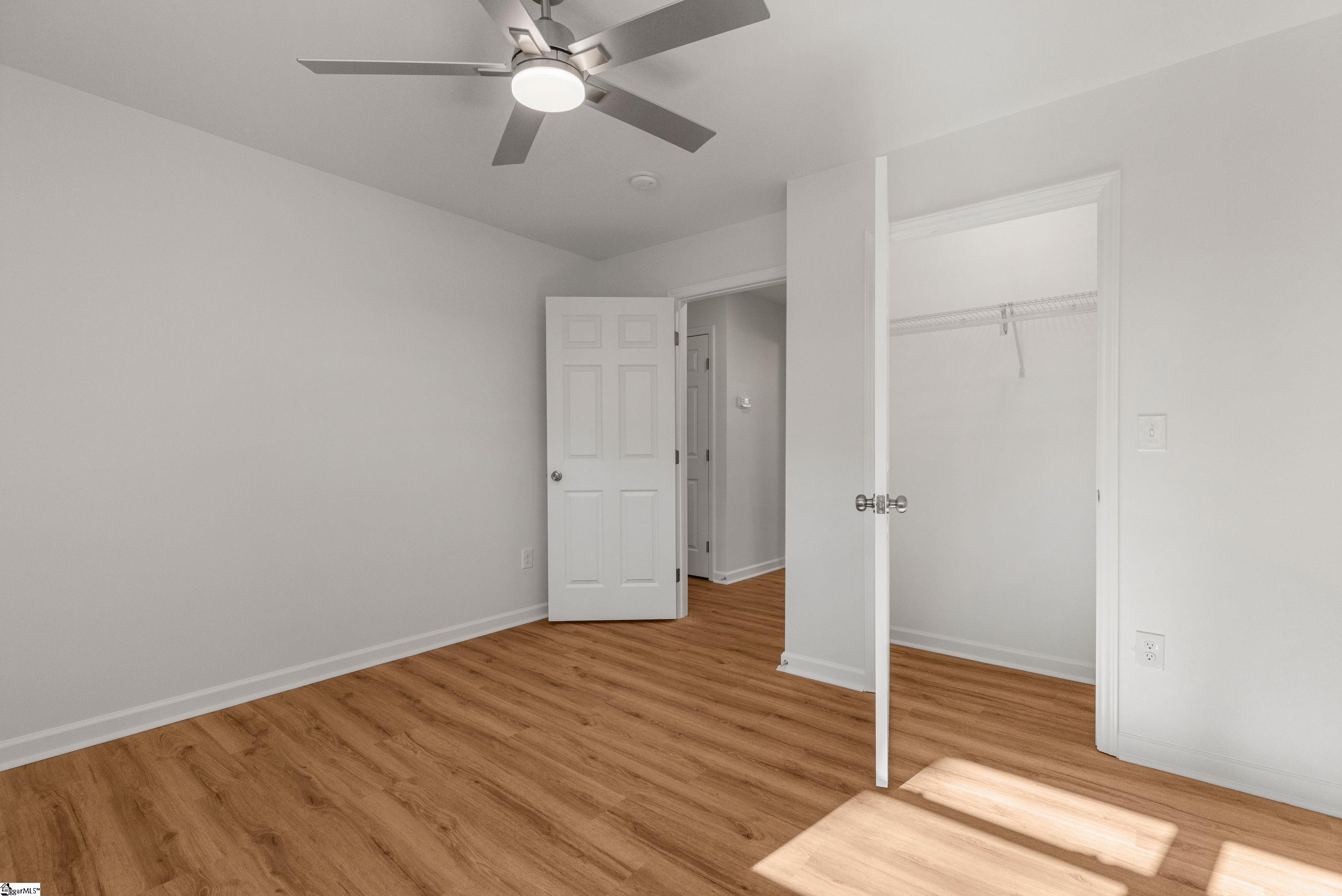 805 East Florida Street Clinton, SC 29325 - Photo 38 of 42