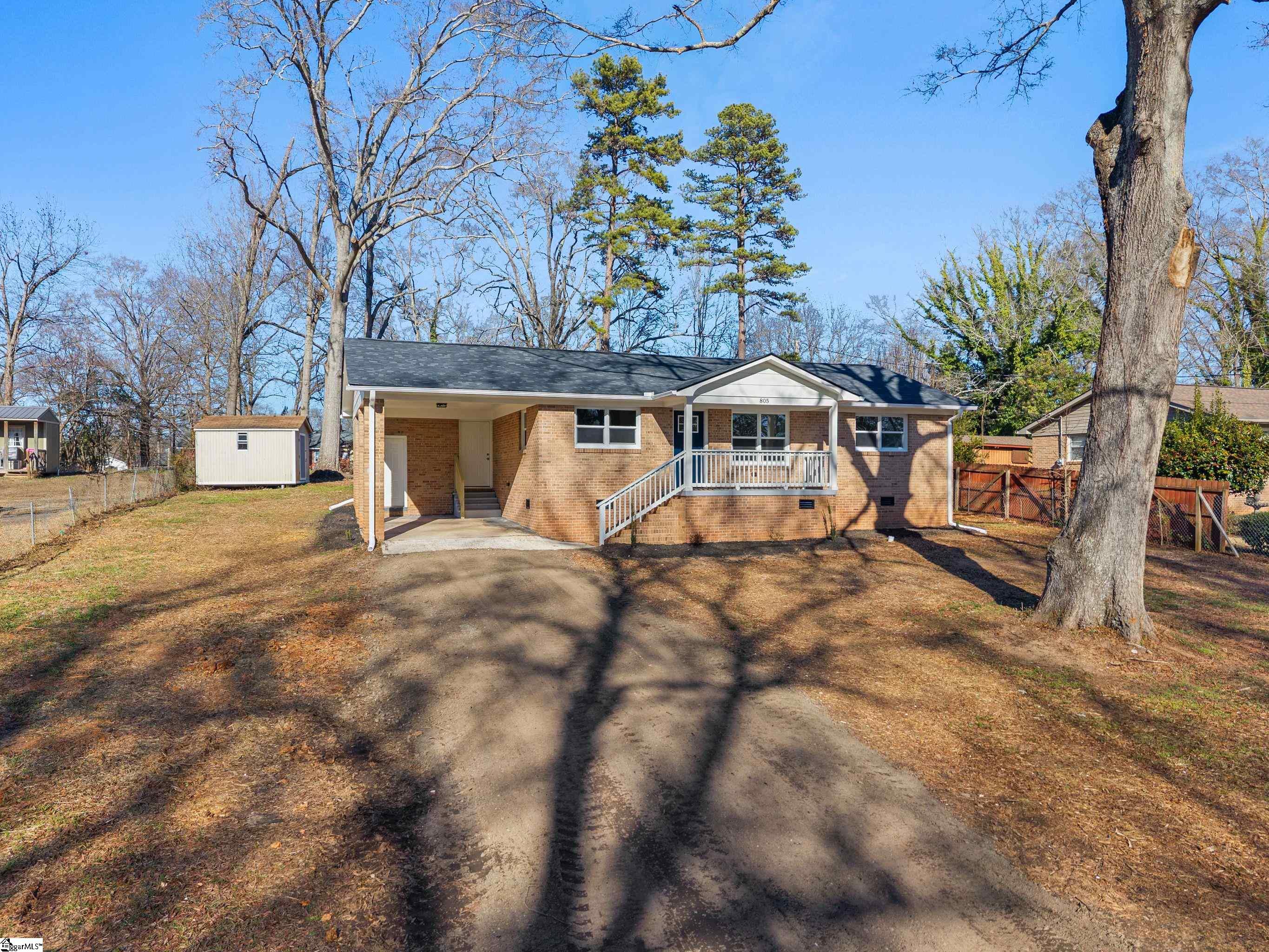 805 East Florida Street Clinton, SC 29325 - Photo 41 of 42