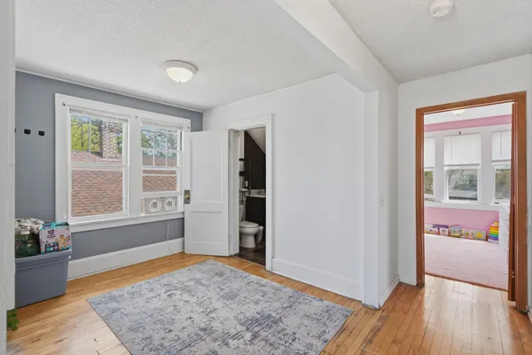 $235,000 | 1105 Rose Avenue East, St. Paul, MN 55106