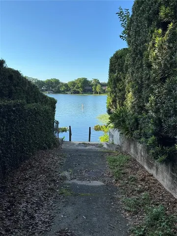 $665,000 | 1399 Aloma Avenue, Winter Park, FL 32789