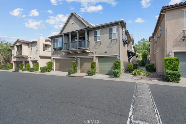 $550,000 | 19415 Opal Lane, Saugus, CA 91350