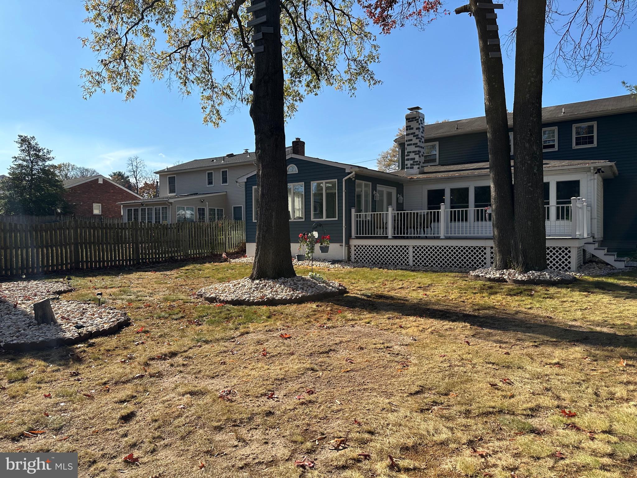 28 Cold Spring Road Hamilton, NJ 08619 - Photo 32 of 34 a house with swimming pool in front of it