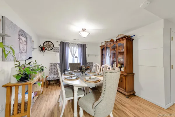 $420,000 | 15 Birchwood Road, Medford, NY 11763