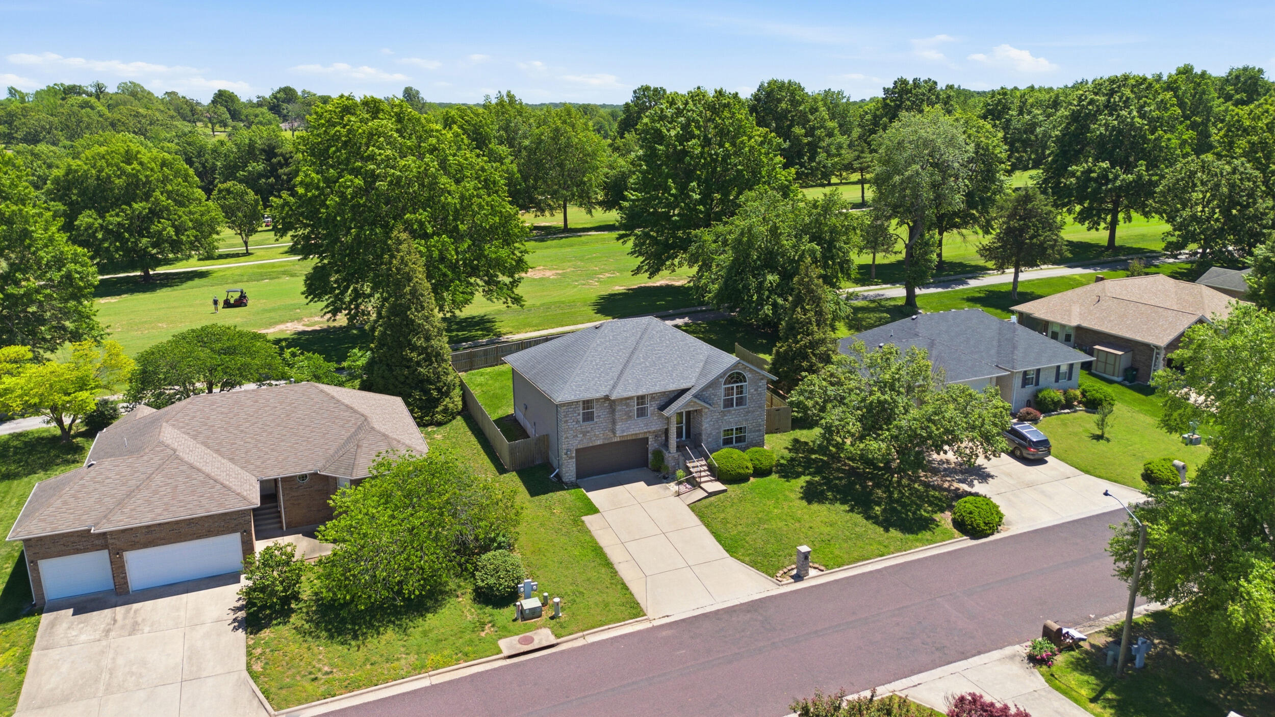 111 Miller Way Monett, MO 65708 - Photo 4 of 44 dji_0120