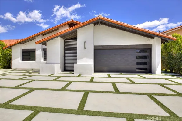 $1,470,000 | 9450 Tampa Avenue, Northridge, CA 91324