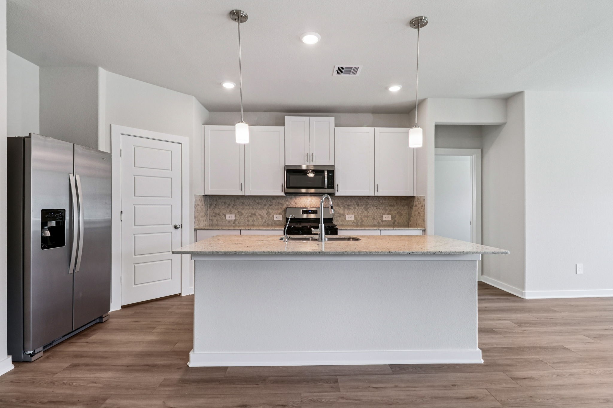 17921 Stone Terrace Montgomery, TX 77316 - Photo 12 of 38