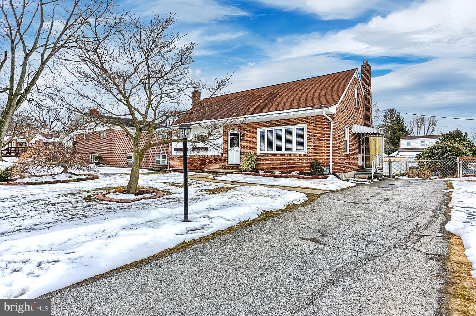 326 Wynwood Road York, PA 17402 - Photo 3 of 38 Gallery Image 3
