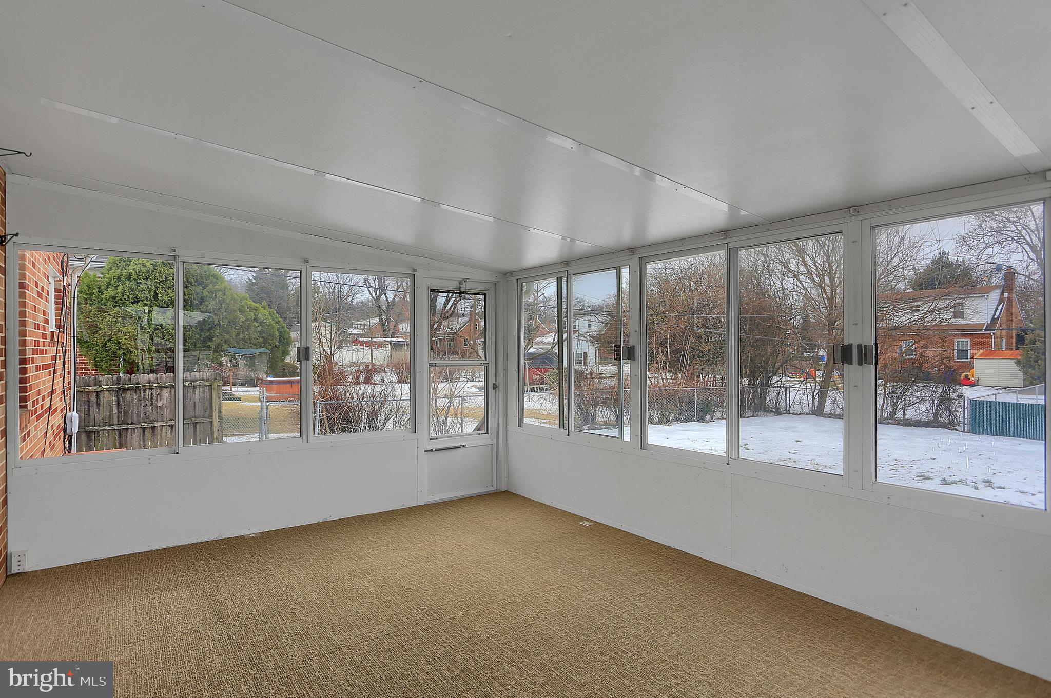326 Wynwood Road York, PA 17402 - Photo 32 of 38 Gallery Image 32