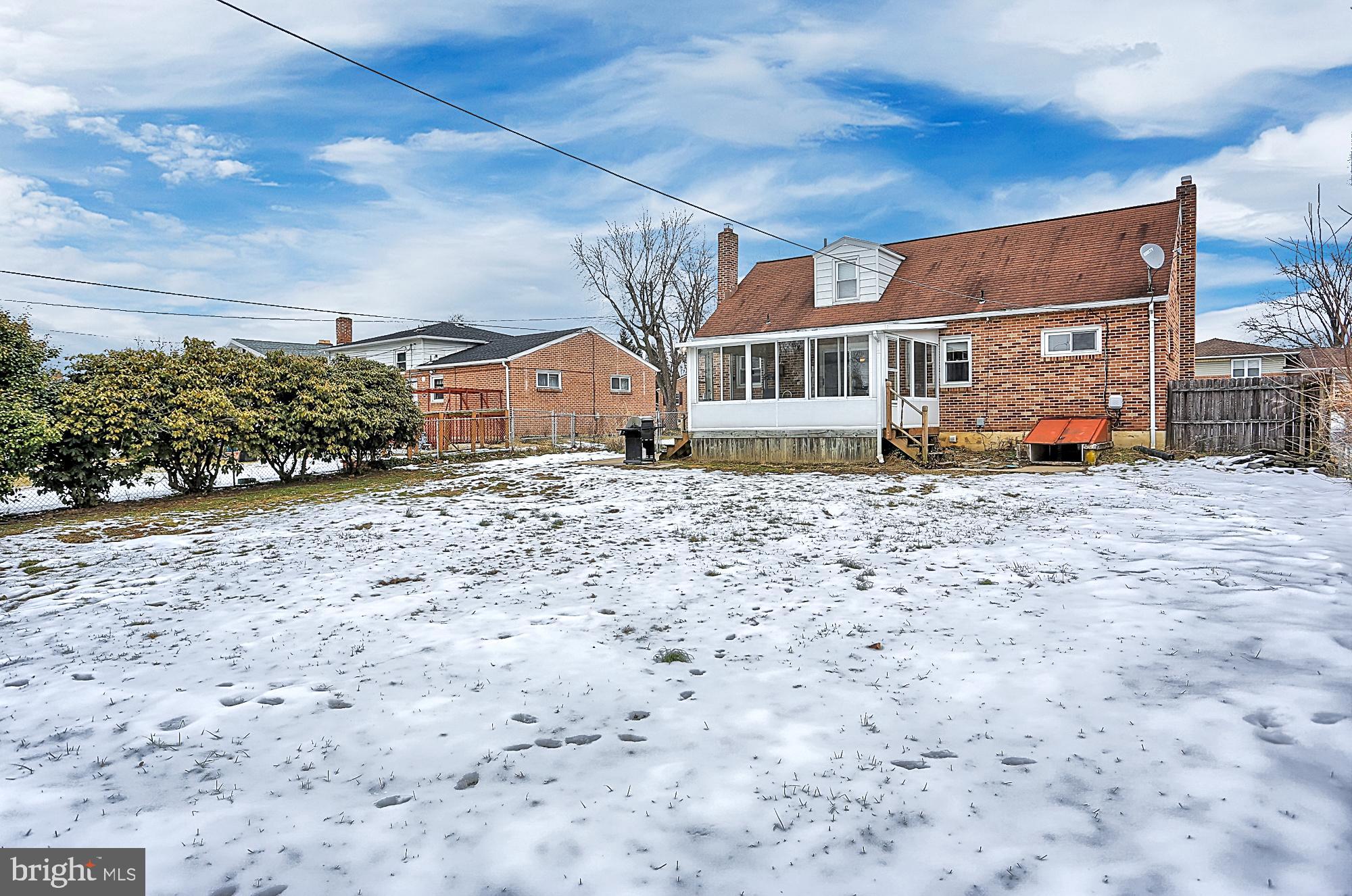 326 Wynwood Road York, PA 17402 - Photo 37 of 38 Gallery Image 37