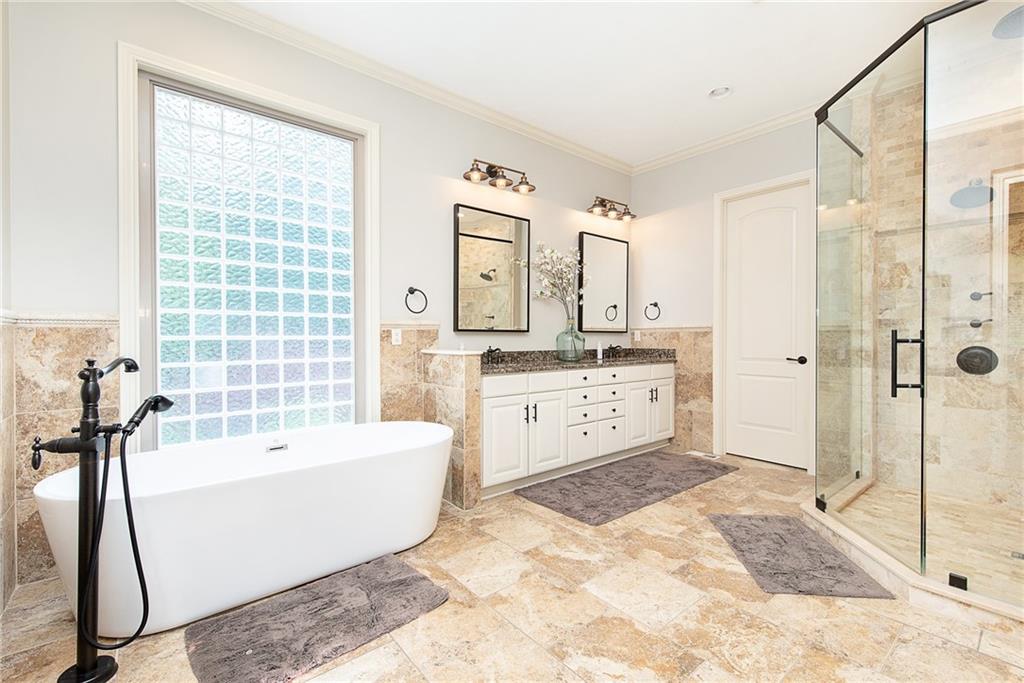 7726 Spring Ridge Drive Indianapolis, IN 46278 - Photo 7 of 34 Gallery Image 7