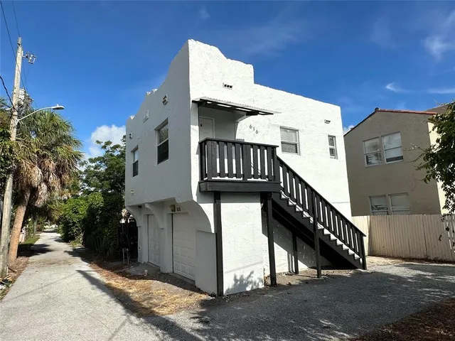 $1,000 | 616 31st Street, Unit A, West Palm Beach, FL 33407
