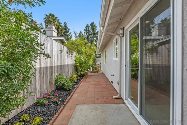 $3,950 | 2425 Levante Street, Unit A, Carlsbad, CA 92009