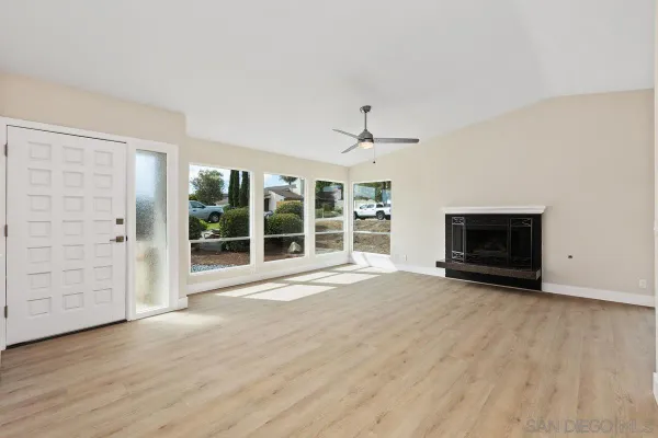 $3,950 | 2425 Levante Street, Unit A, Carlsbad, CA 92009