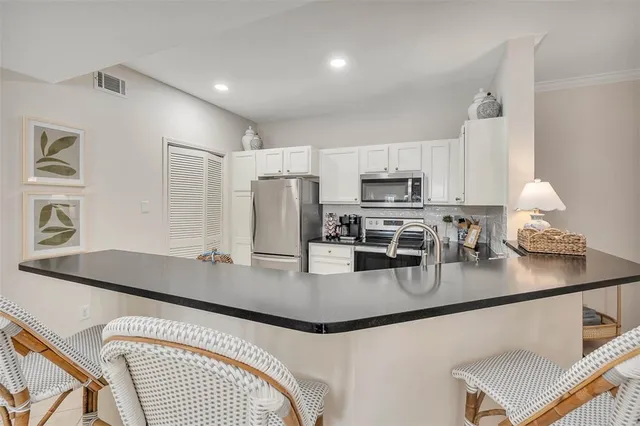 $392,000 | 1704 Frederica Road, Unit 621, St. Simons Island, GA 31522