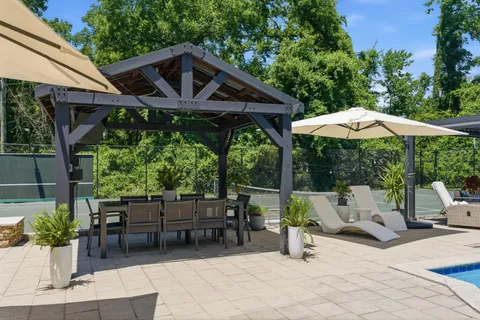 $2,390,000 | 2419 Valley Brook Road, Nashville, TN 37215