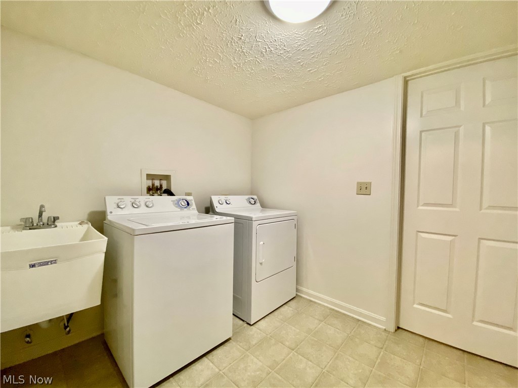 4432 Sexton Road Cleveland, OH 44105 - Photo 20 of 35