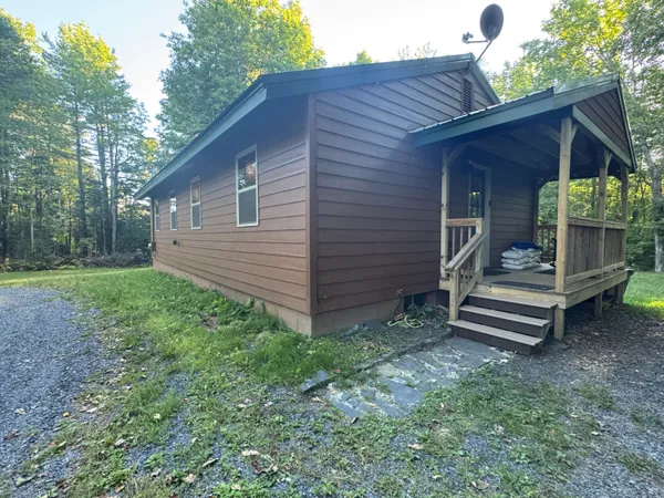 $259,900 | 283 Tenney Hill Road, Monson, ME 04464