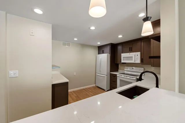 $235,000 | 1077 Sibley Memorial Highway, Unit 508, St. Paul, MN 55118