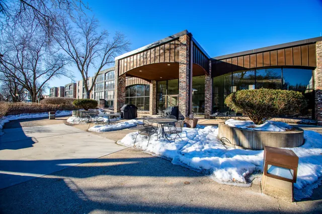 $235,000 | 1077 Sibley Memorial Highway, Unit 508, St. Paul, MN 55118