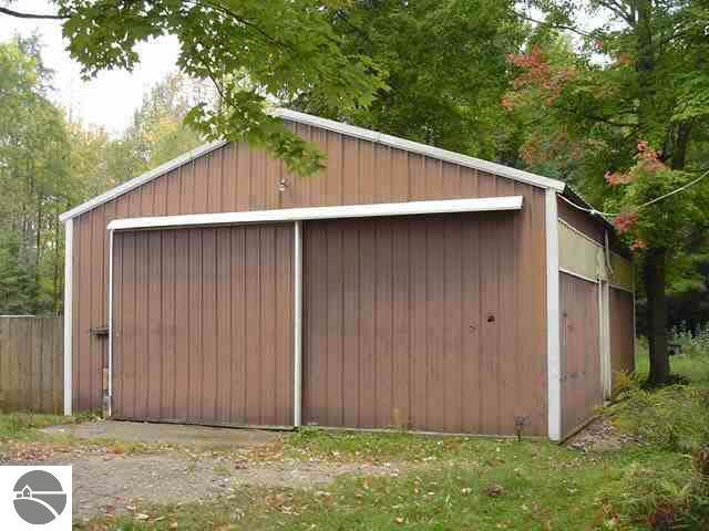 4715 Wildwood Road Alger, MI 48610 - Photo 4 of 4 1750778-3.JPG