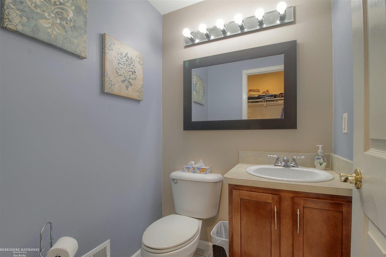 110 Kenyon Road Algonac, MI 48001 - Photo 27 of 34 31359315-26.JPG