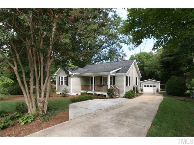 705 Kimbrough Street Raleigh, NC 27608 - Photo 3 of 23