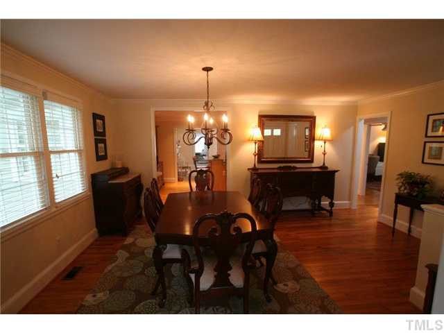 705 Kimbrough Street Raleigh, NC 27608 - Photo 4 of 23