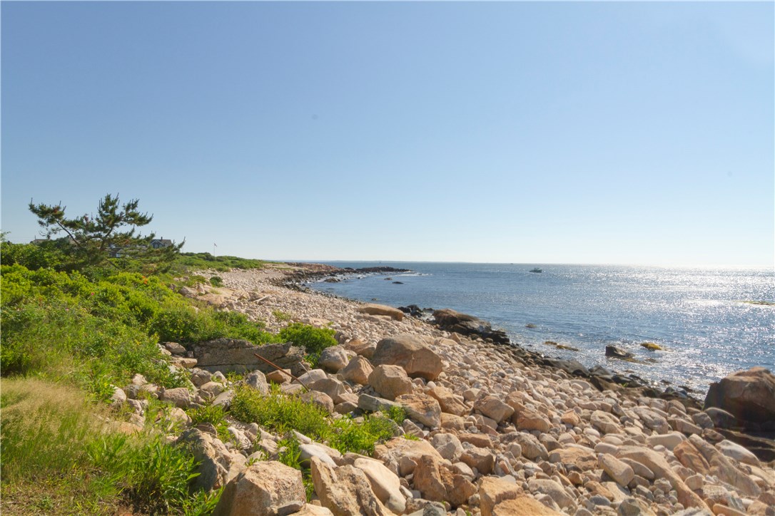 500 Ocean Road Narragansett, RI 02882 - Photo 14 of 38